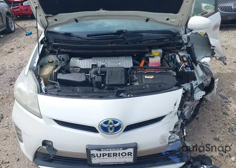 2013 Toyota Prius Plug-In z USA, uszkodzony, nr VIN JTDKN3DP1D3047013